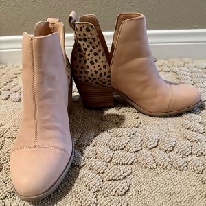 Tom's boots...like new!!